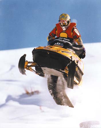 Snowmobile.jpg (24339 bytes)