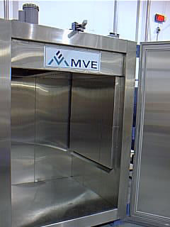 image009.JPG (27090 bytes)